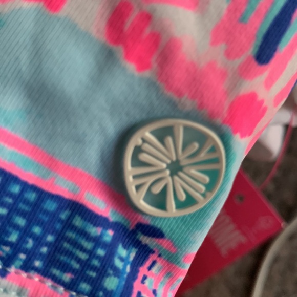 Lilly Pulitzer luxletic Meryl racer back top NWT size Medium - Picture 9 of 10